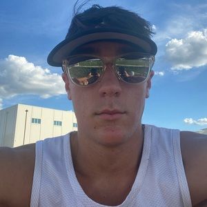 Meet your Posher, Chris